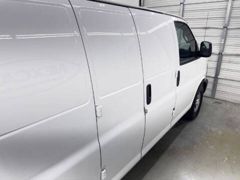 2017 Chevrolet Express 2500