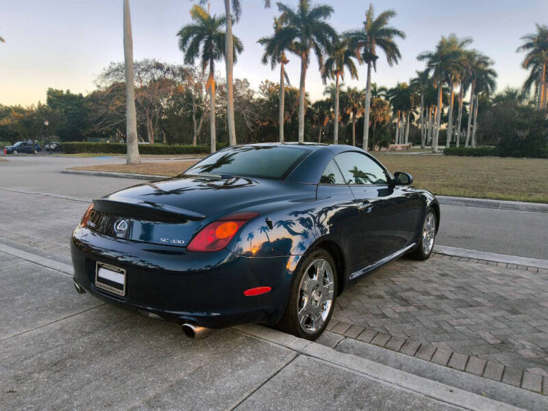 2004 Lexus SC 430