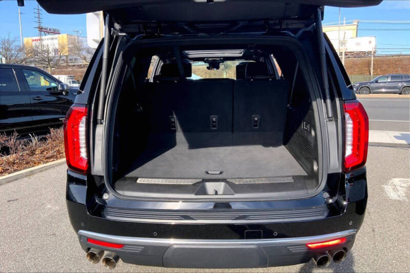 2023 GMC Yukon XL Denali