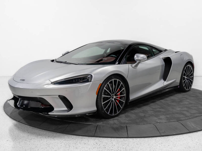 2023 McLaren GT
