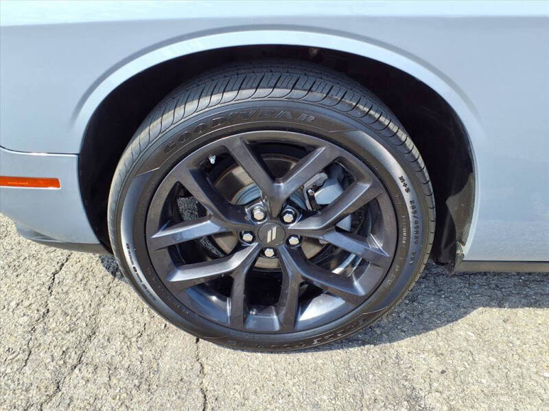 2022 Dodge Challenger SXT