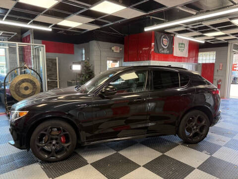 2023 Alfa Romeo Stelvio Veloce