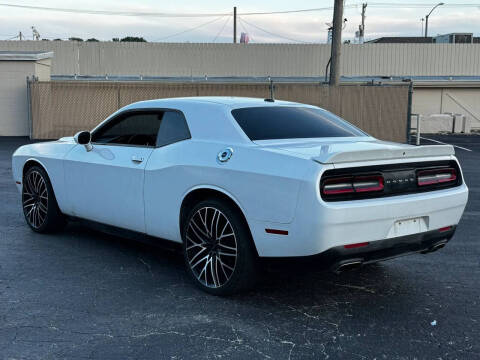 2020 Dodge Challenger SXT
