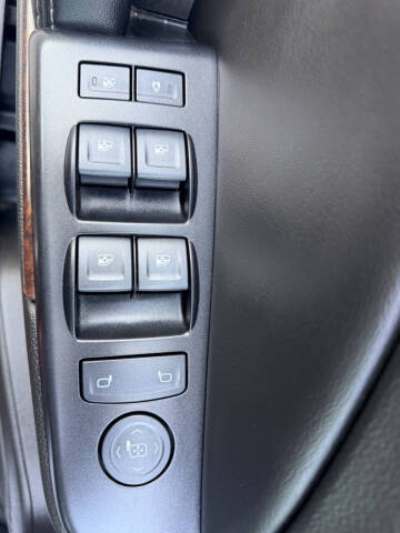 2017 GMC Yukon SLE