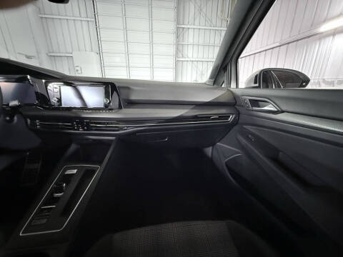 2022 Volkswagen Golf GTI S