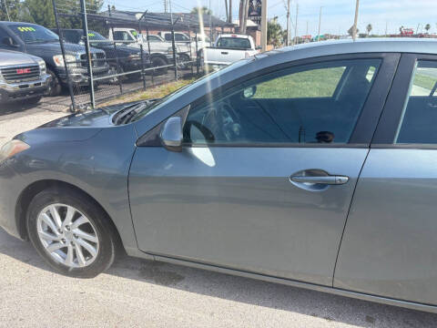 2012 Mazda MAZDA3 i Touring