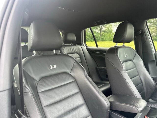 2016 Volkswagen Golf R