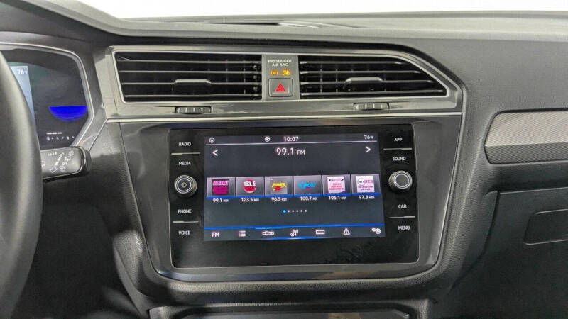 2023 Volkswagen Tiguan SE