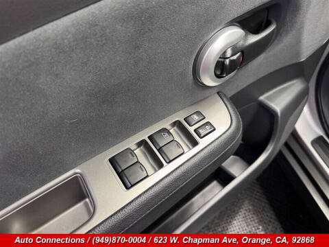 2012 Nissan Versa 1.8 S
