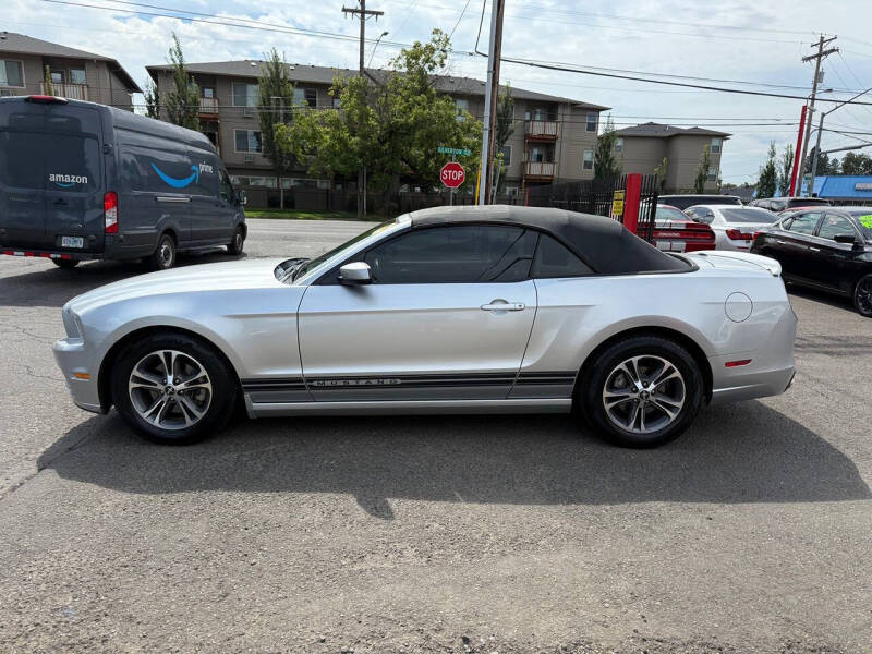 2014 Ford Mustang V6