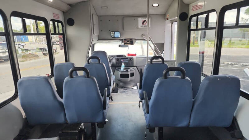 2016 Ford E-Series E-350 SD