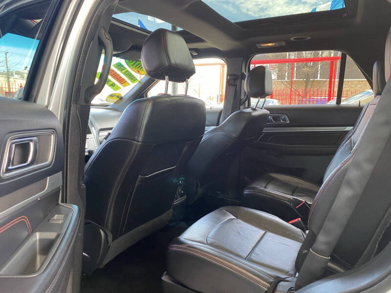 2016 Ford Explorer Sport