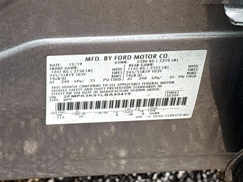 2020 Ford Edge Titanium