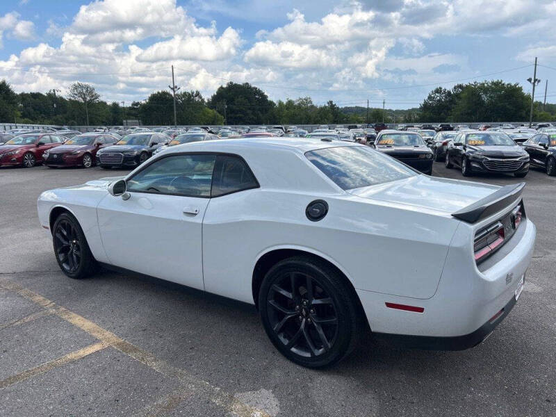 2019 Dodge Challenger SXT