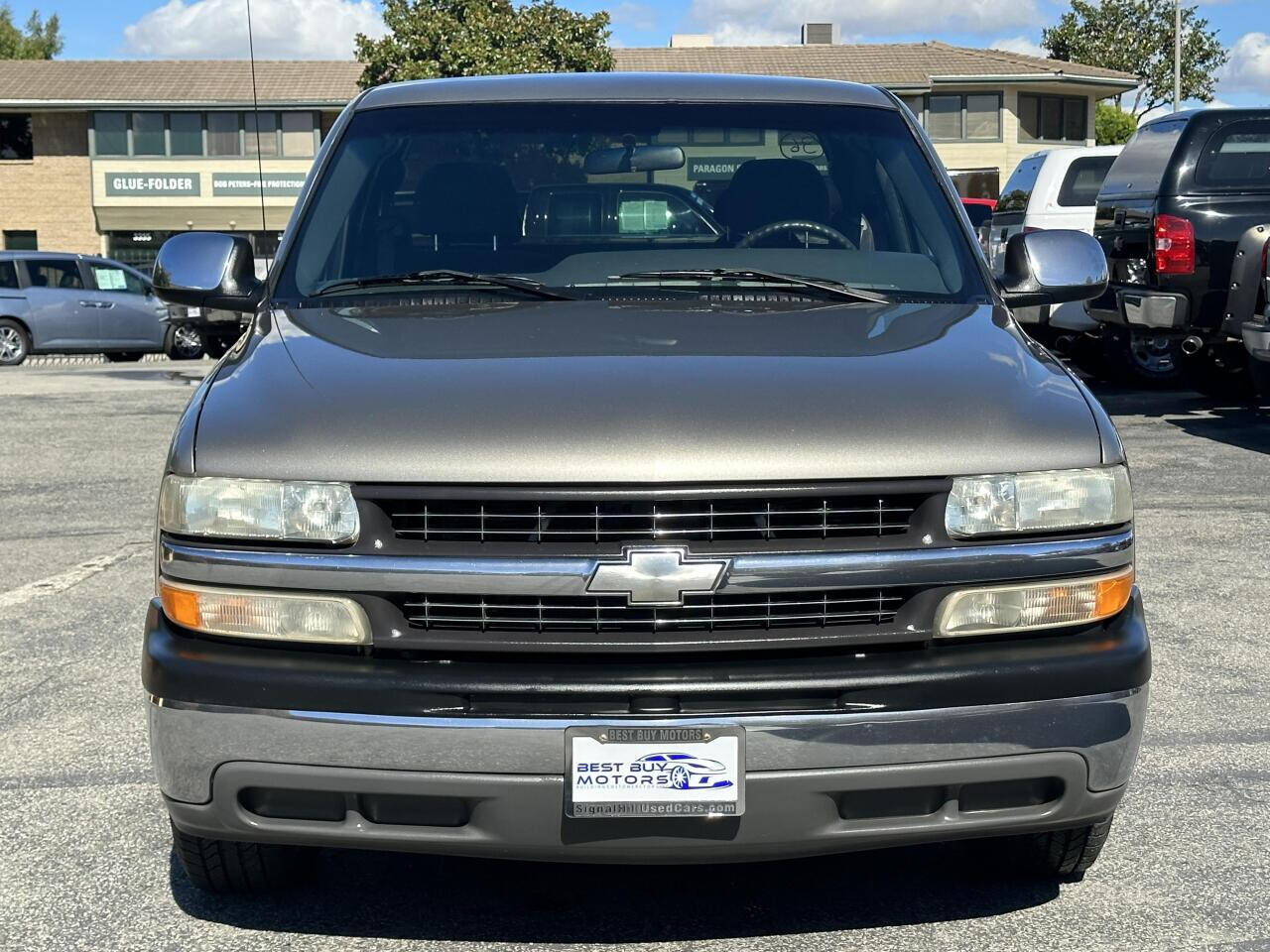 2000 Chevrolet Silverado 1500 for sale at Best Buy Motors in Signal Hill, CA