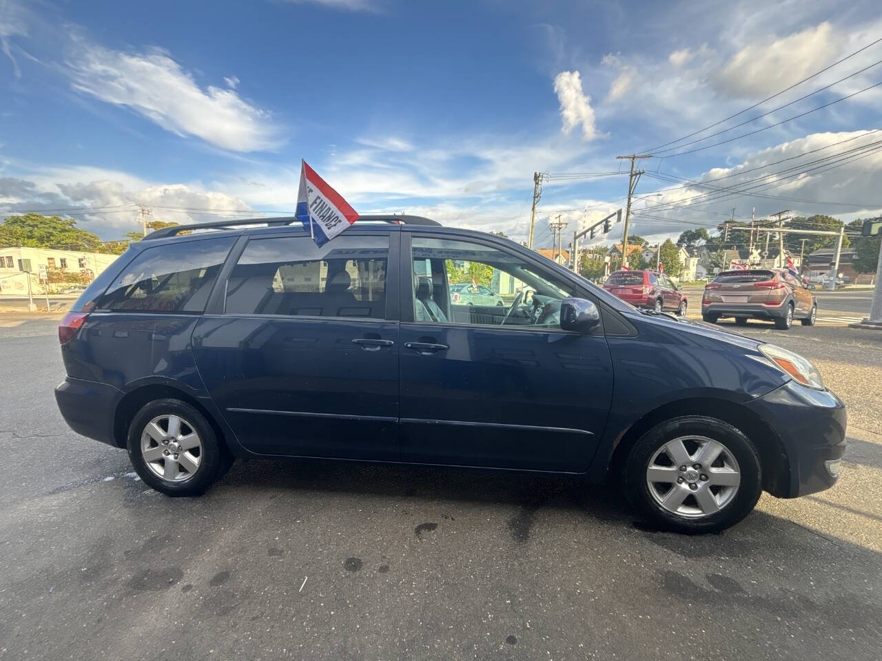 2004 Toyota Sienna for sale at Meriden Motors LLC in Meriden, CT