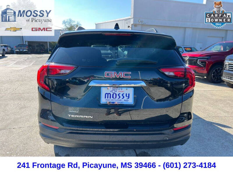 2021 GMC Terrain SLE