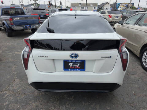 2016 Toyota Prius Two