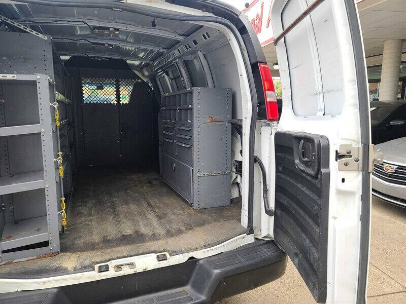 2017 Chevrolet Express 2500