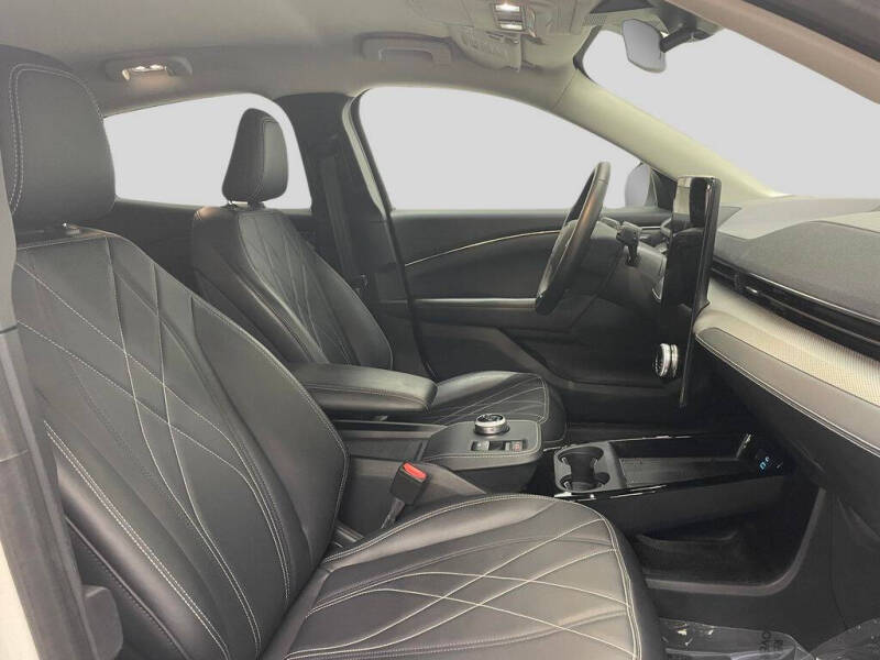 2021 Ford Mustang Mach-E Select