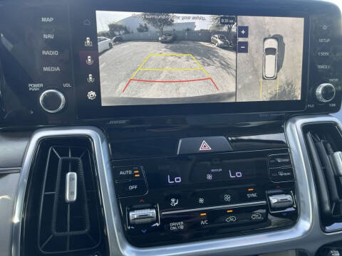 2023 Kia Sorento Plug-In Hybrid SX Prestige