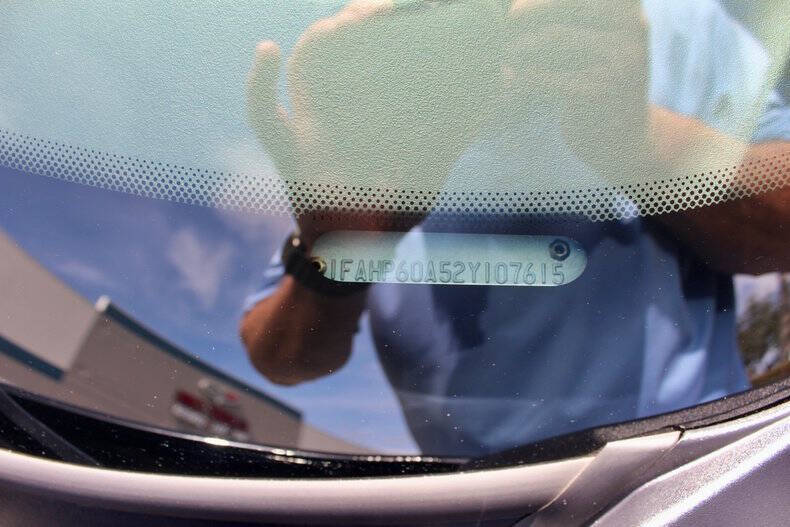 2002 Ford Thunderbird Deluxe