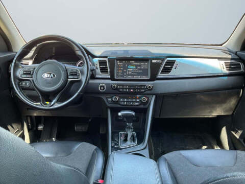 2019 Kia Niro S Touring