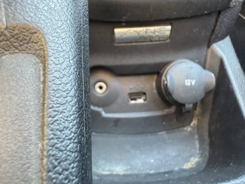 2011 Ford Fiesta SES