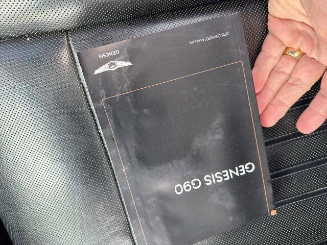 2018 Genesis G90