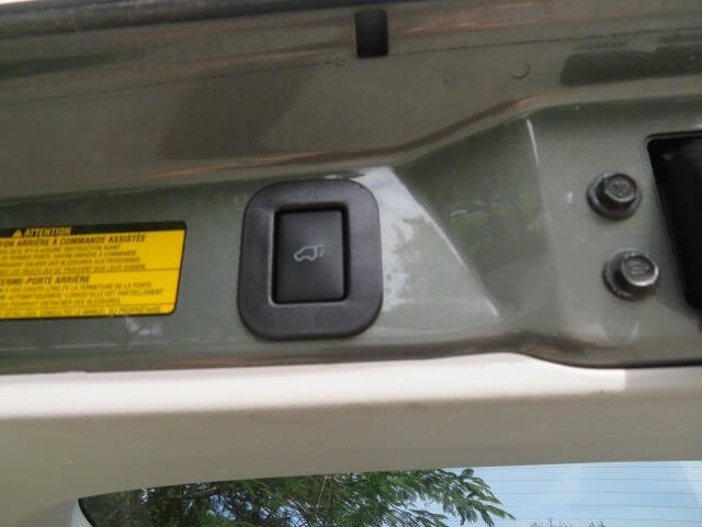 2014 Toyota Sienna LE Mobility 7-Passenger