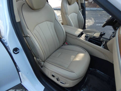 2015 Hyundai Genesis