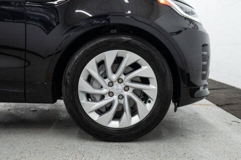 2023 Land Rover Discovery P300 S R-Dynamic