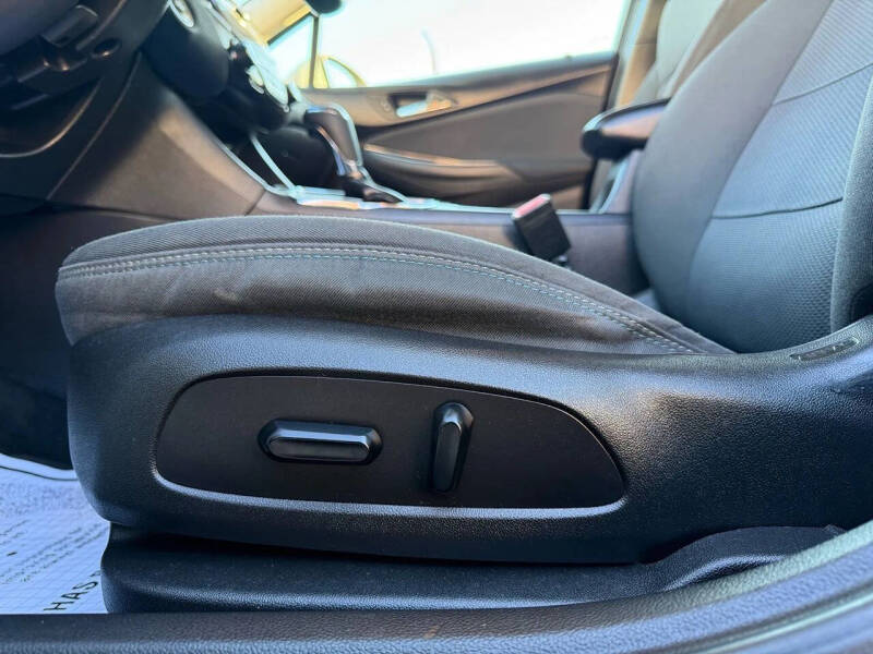 2018 Chevrolet Cruze LT Auto