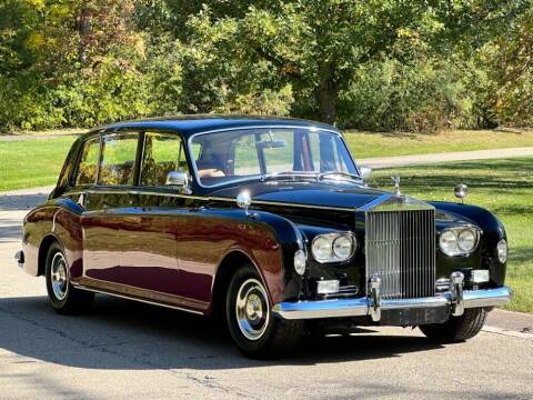 1973 Rolls-Royce Phantom for sale at Gullwing Motor Cars Inc in Astoria NY
