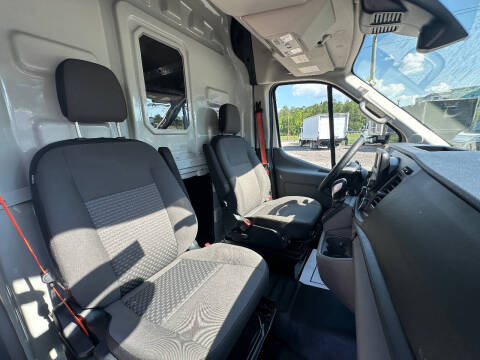 2023 Ford Transit 250