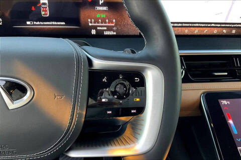 2025 Infiniti QX80 Sensory