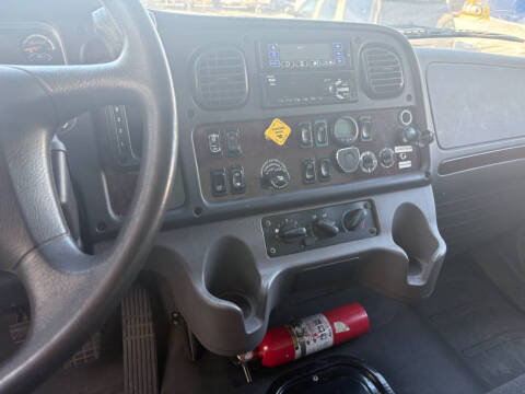 2020 Freightliner M2 106