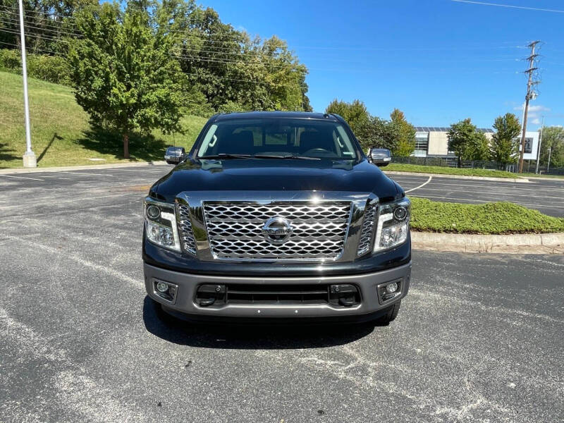 2017 Nissan Titan Platinum Reserve