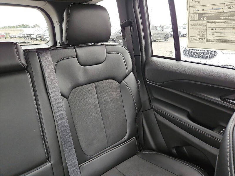 2025 Jeep Grand Cherokee Altitude X