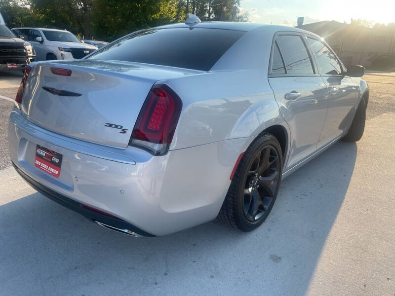 2021 Chrysler 300 S V6