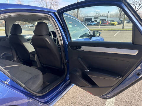 2016 Volkswagen Passat 1.8T S