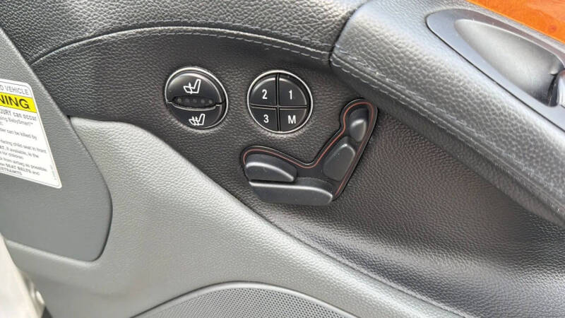 2005 Mercedes-Benz SL-Class SL 500