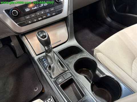 2016 Hyundai Sonata Hybrid SE