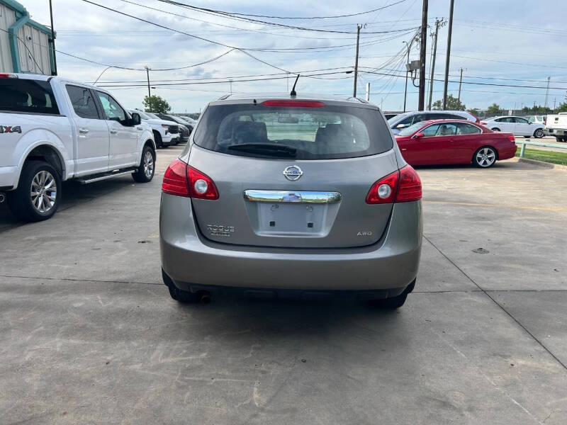 2014 Nissan Rogue Select S
