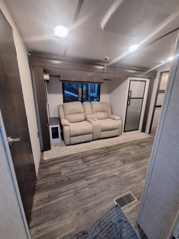 2020 Keystone RV Premier Ultra Lite 23RB