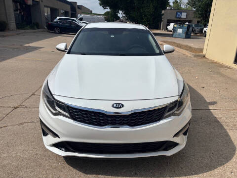 2019 Kia Optima LX