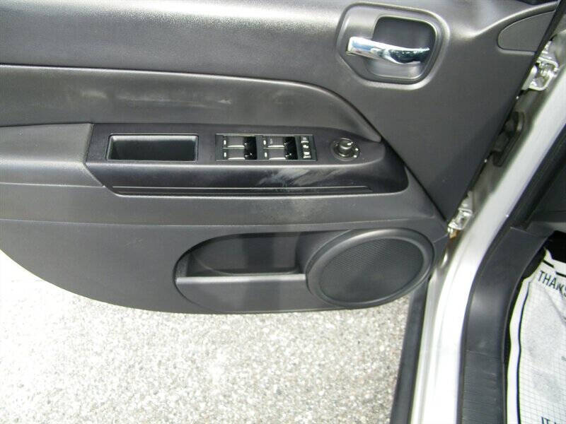 2012 Jeep Compass Sport