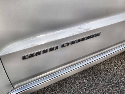 2020 Jeep Grand Cherokee Summit