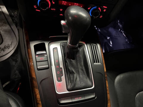 2010 Audi A4 2.0T quattro Premium Plus