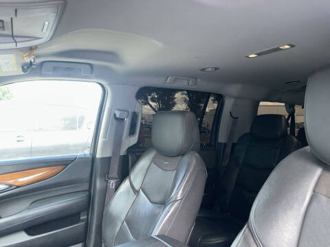 2016 Cadillac Escalade ESV Standard